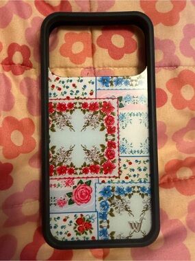 Wildflower Case - Sweetheart
Patchwork iPhone Case - 17 Pro
Max